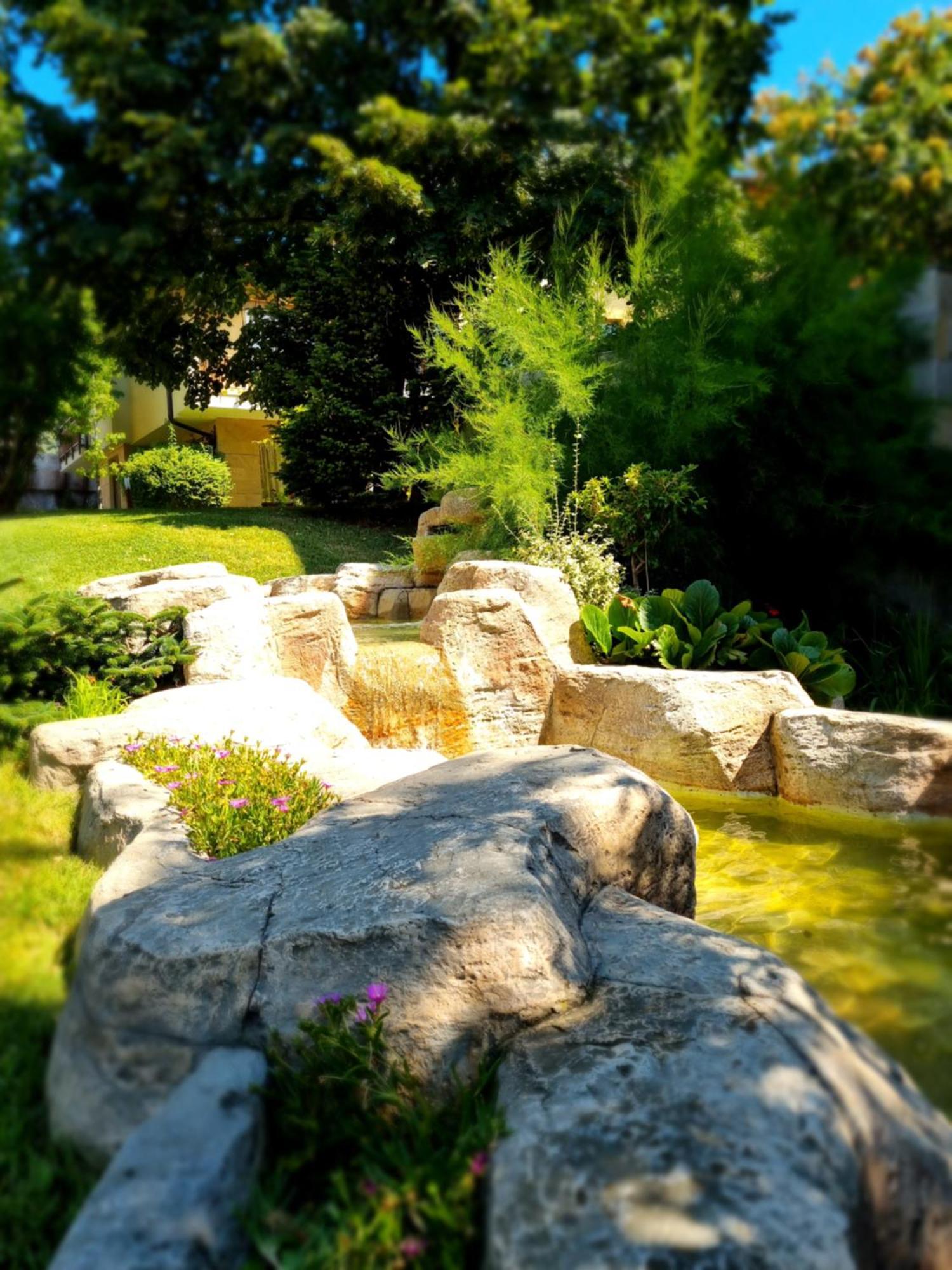 Апартамент Ния, Райска Градина / Garden Of Eden Święty Włas Zewnętrze zdjęcie